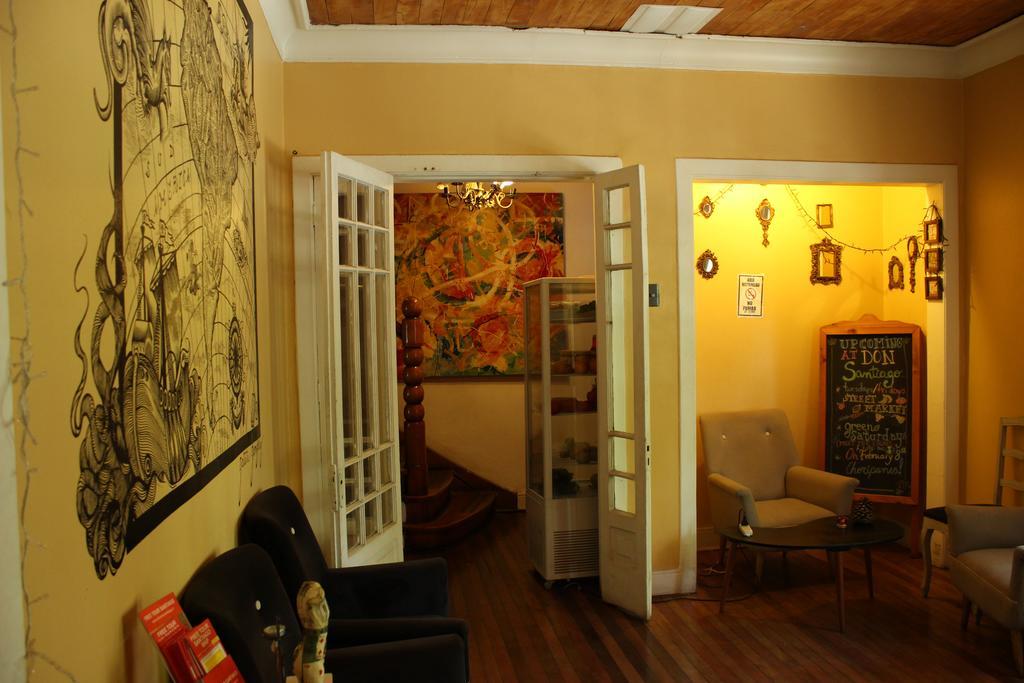 Don Santiago Hostel Ngoại thất bức ảnh