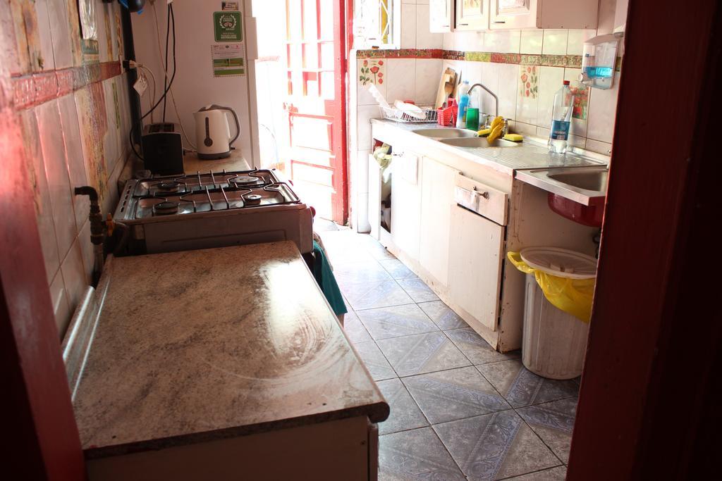Don Santiago Hostel Ngoại thất bức ảnh